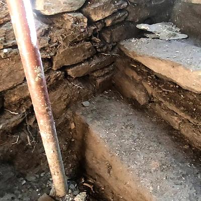 Découverte d'un escalier (vidéo)